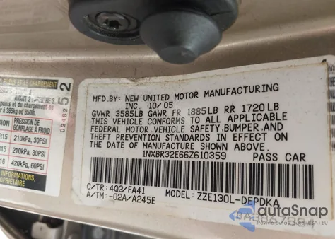 2006 Toyota Corolla Ce z USA, uszkodzony, nr VIN 1NXBR32E66Z610359